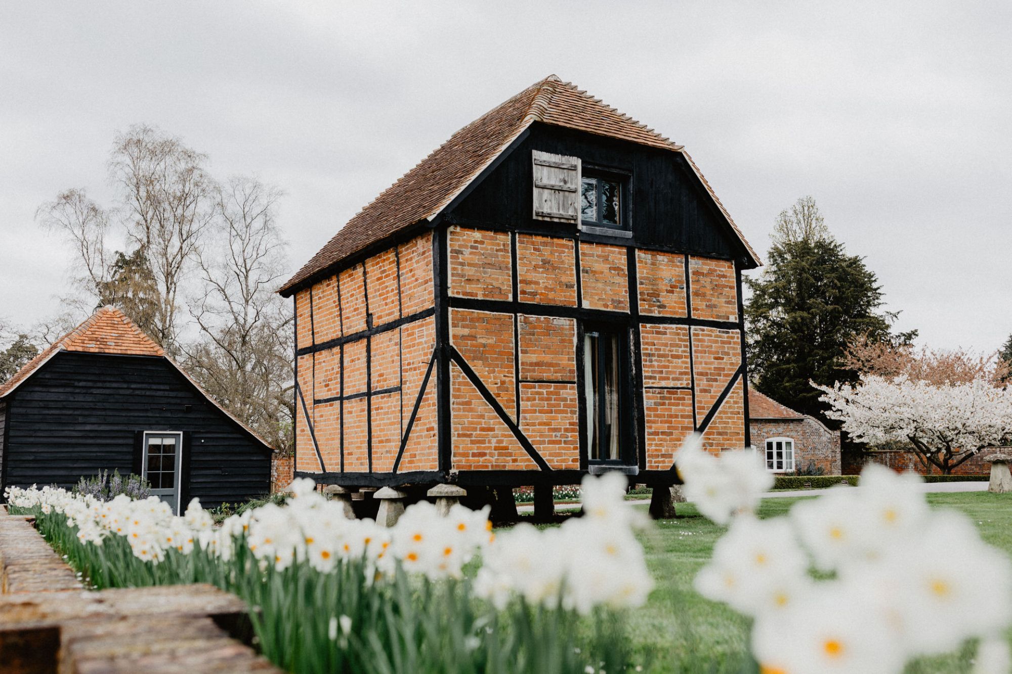 Countryside accommodation - The Granary Wasing Park