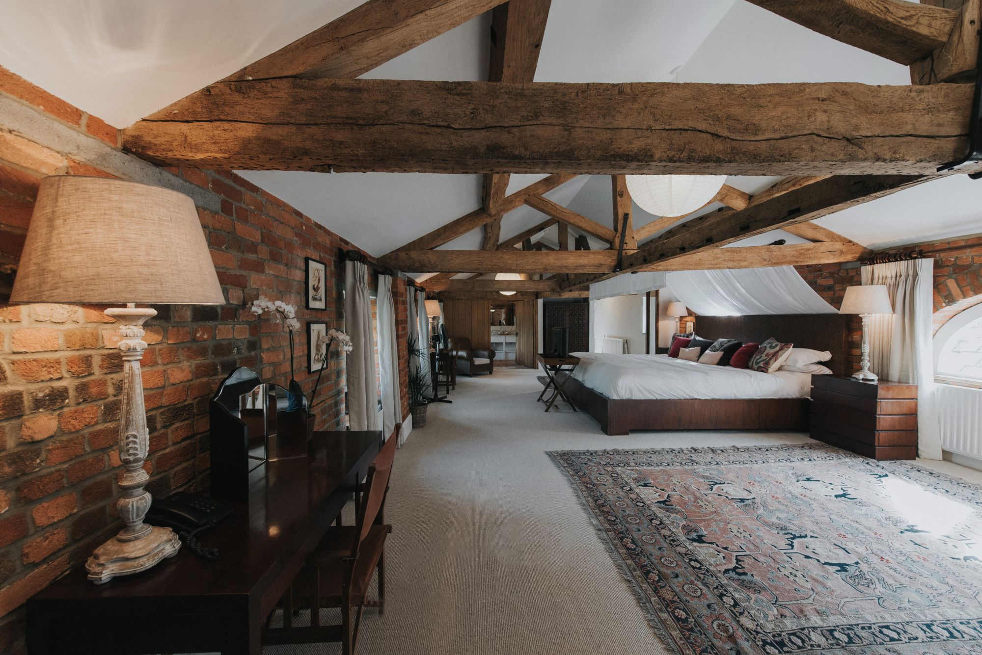 Countryside accommodation -The Hayloft Wasing Park 