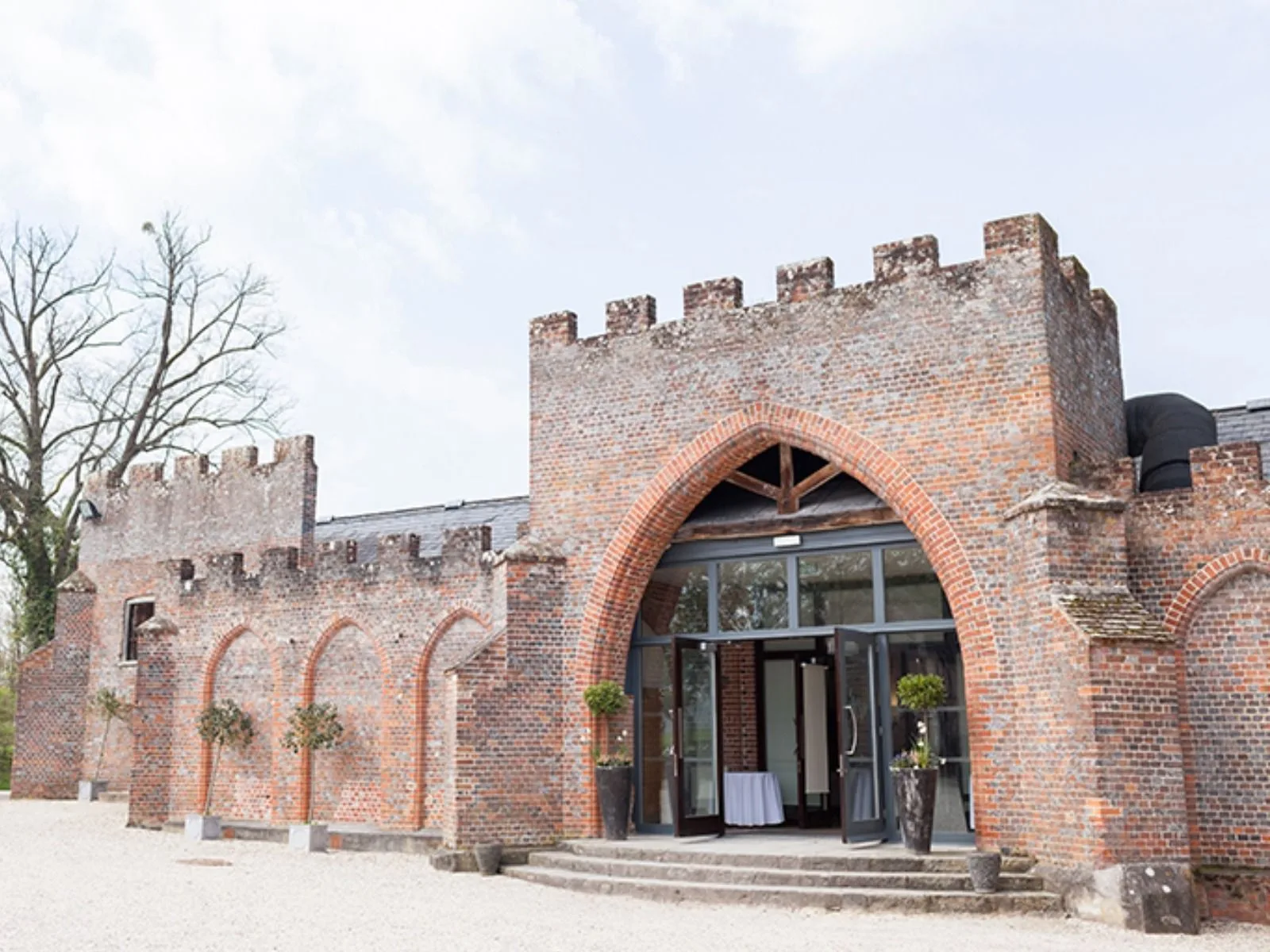 Spring Wedding At Wasing Nature